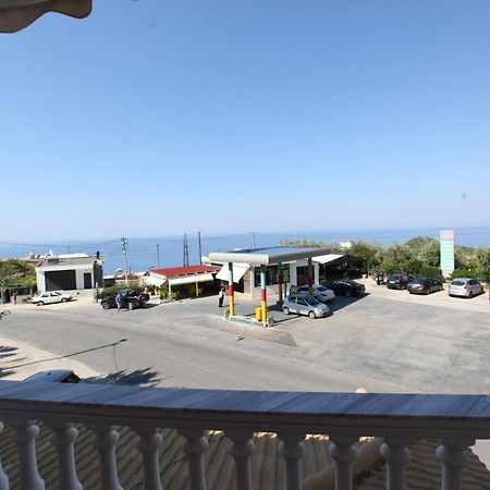 Hotel Lagjini Lukovë Buitenkant foto
