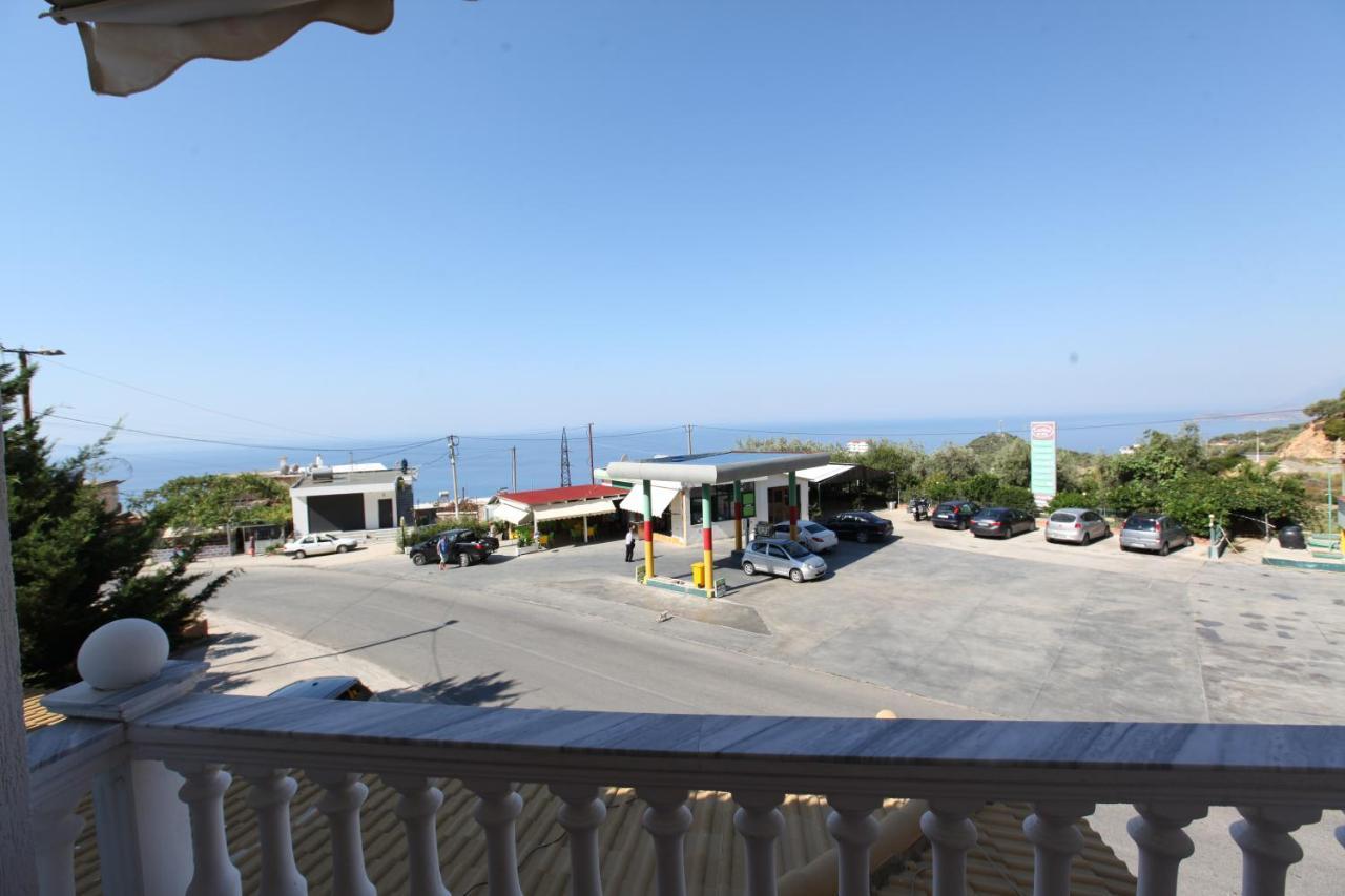 Hotel Lagjini Lukovë Buitenkant foto