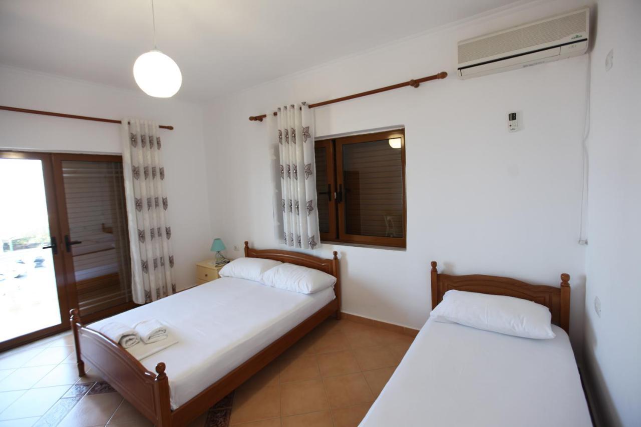Hotel Lagjini Lukovë Buitenkant foto