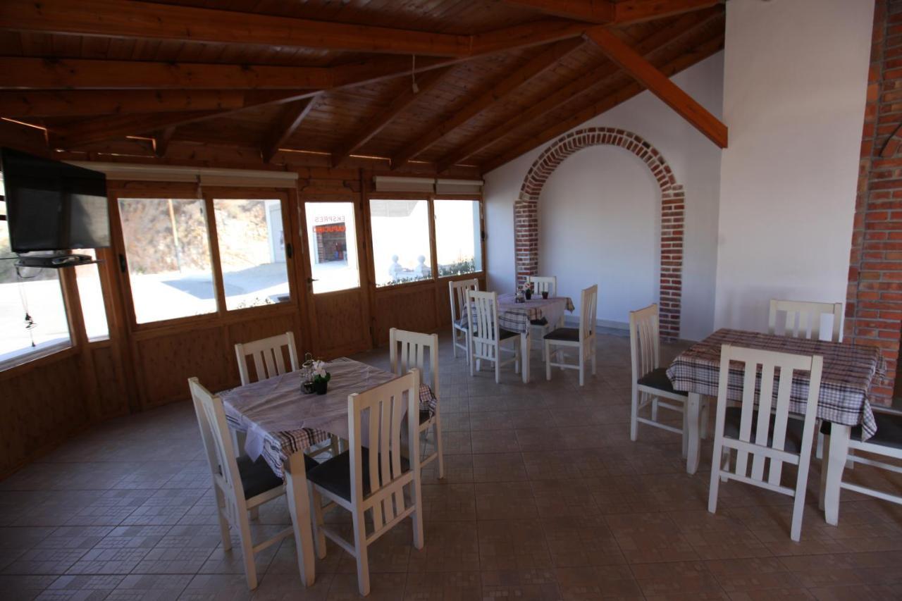 Hotel Lagjini Lukovë Buitenkant foto