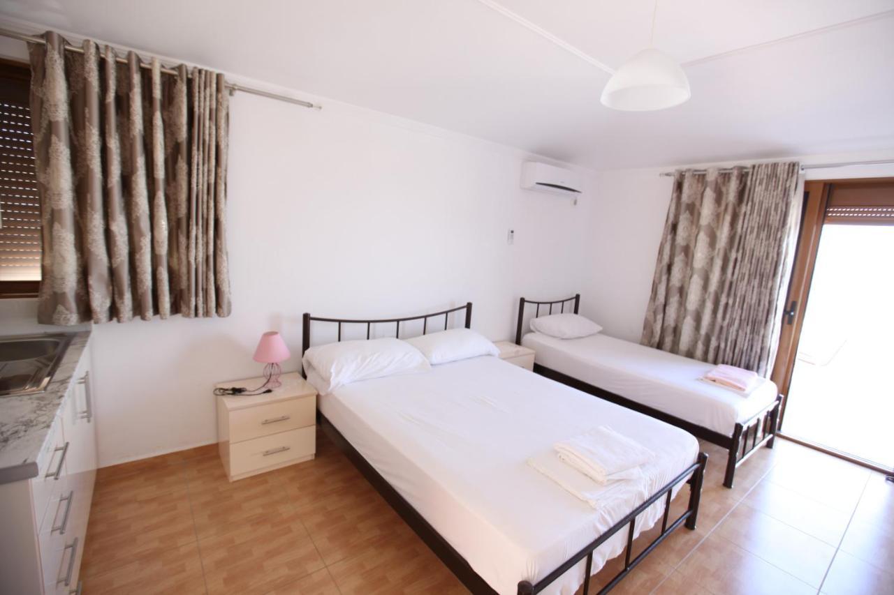 Hotel Lagjini Lukovë Buitenkant foto