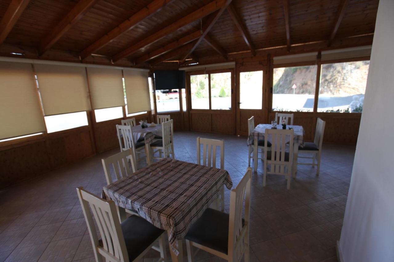 Hotel Lagjini Lukovë Buitenkant foto