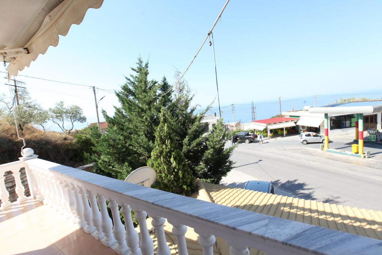 Hotel Lagjini Lukovë Buitenkant foto