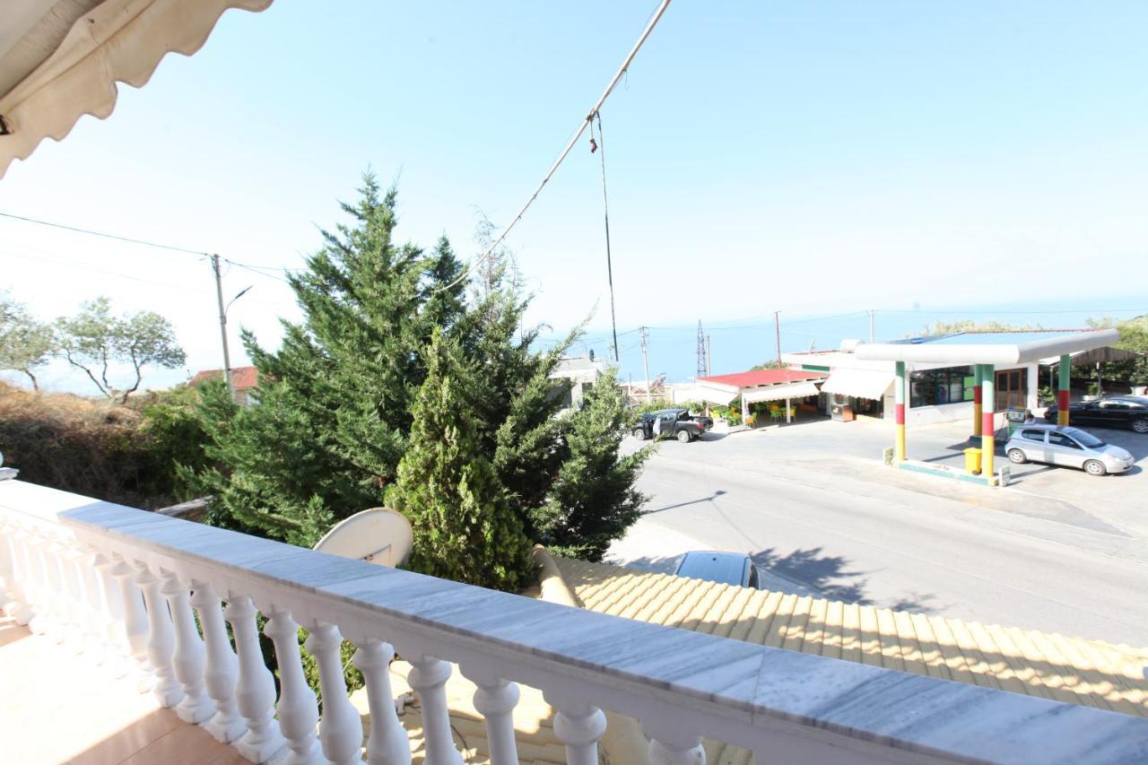 Hotel Lagjini Lukovë Buitenkant foto
