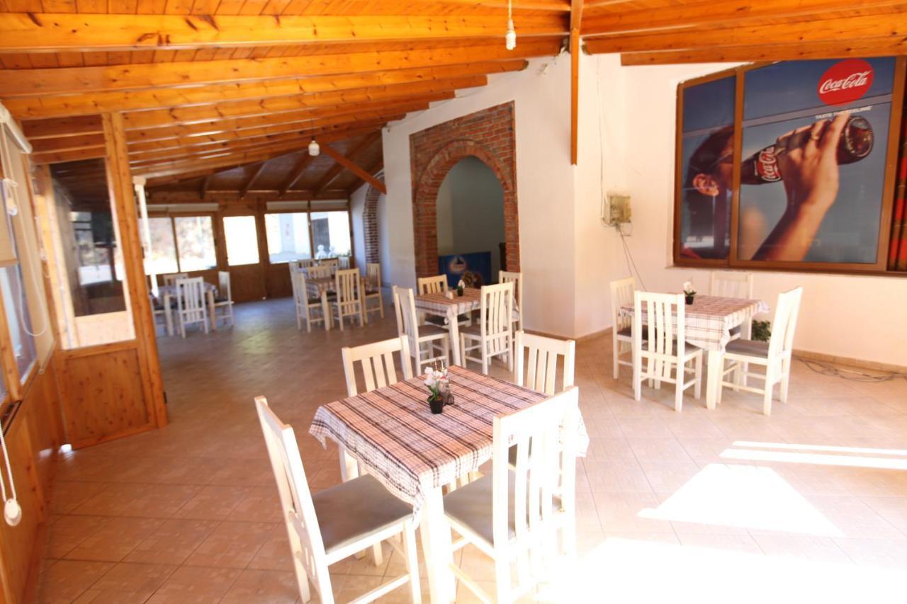 Hotel Lagjini Lukovë Buitenkant foto