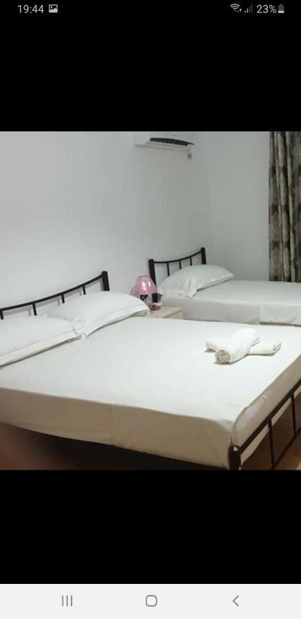 Hotel Lagjini Lukovë Buitenkant foto
