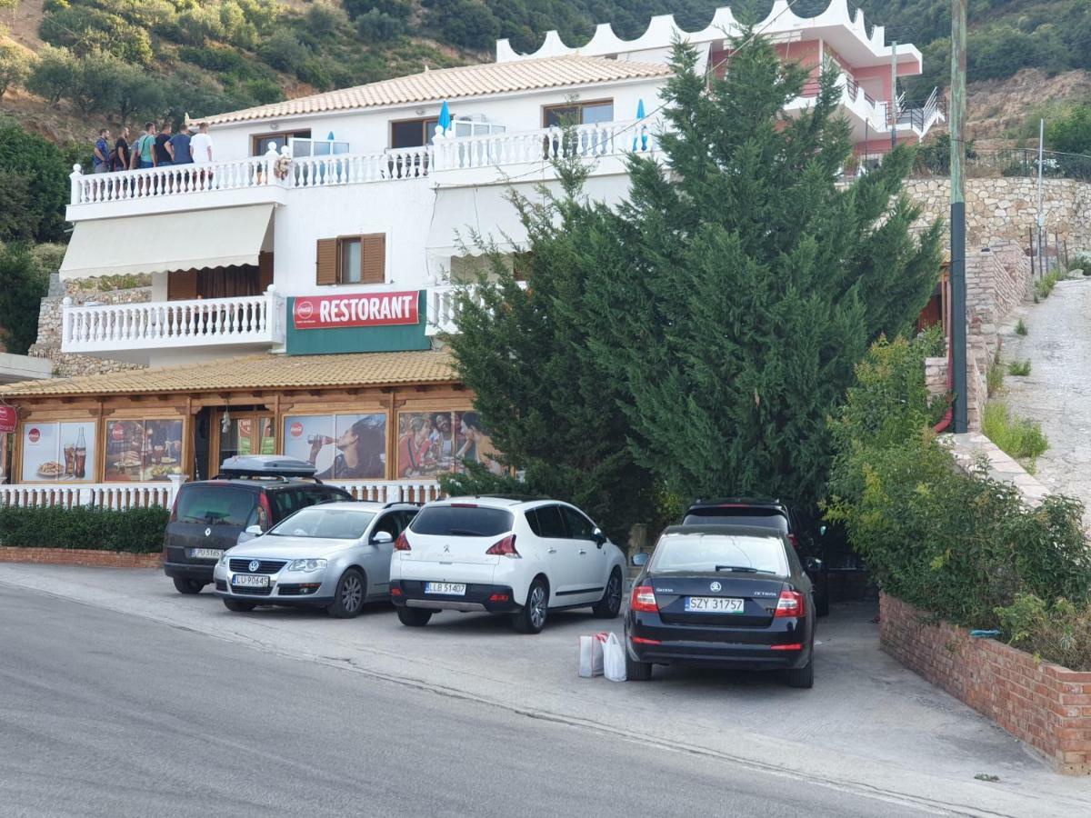 Hotel Lagjini Lukovë Buitenkant foto