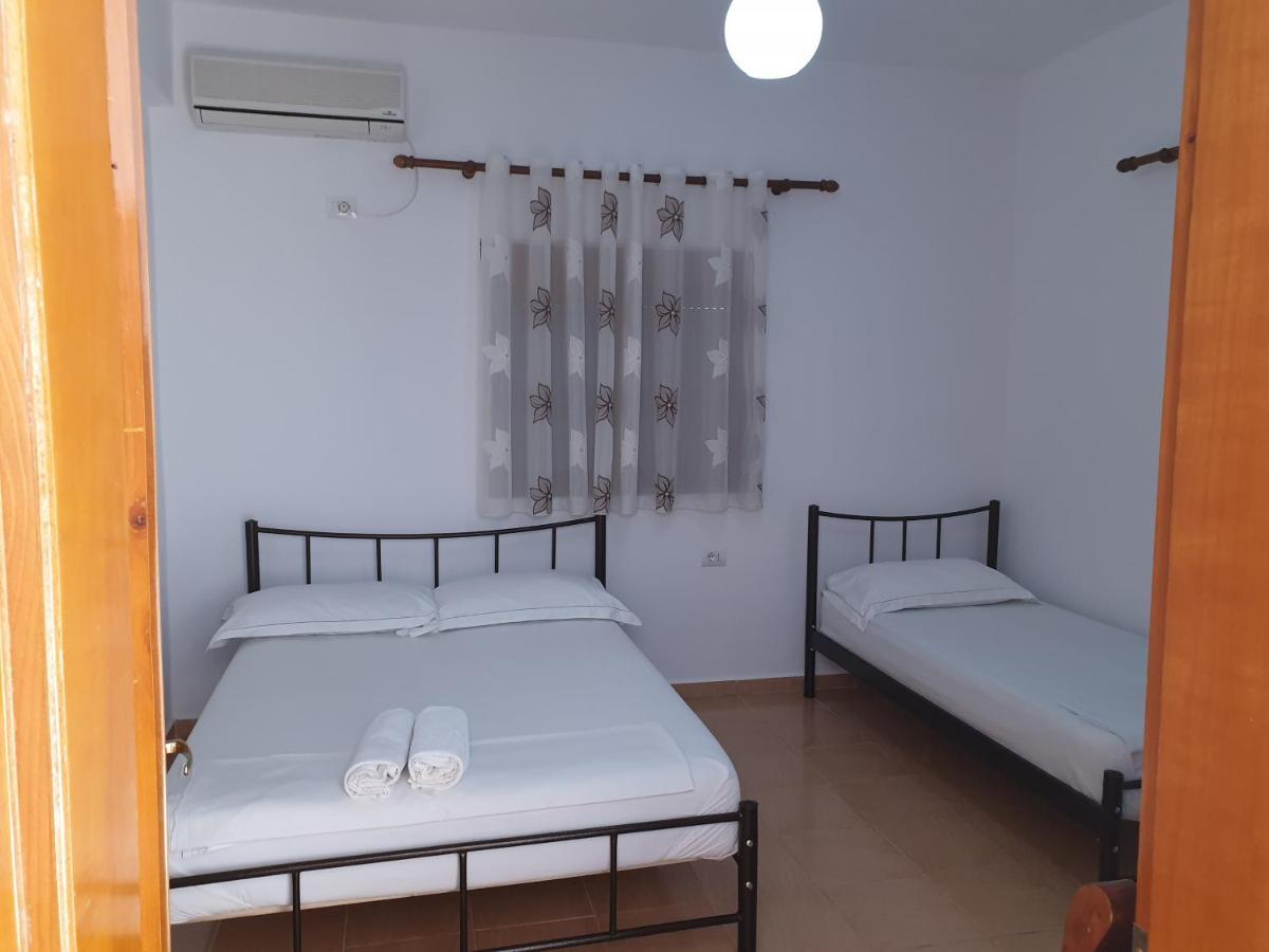 Hotel Lagjini Lukovë Buitenkant foto