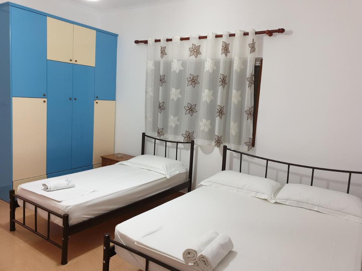 Hotel Lagjini Lukovë Buitenkant foto